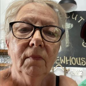 Meet your Posher, Dorothy